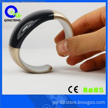 bluetooth bracelet vibrating  with caller id display